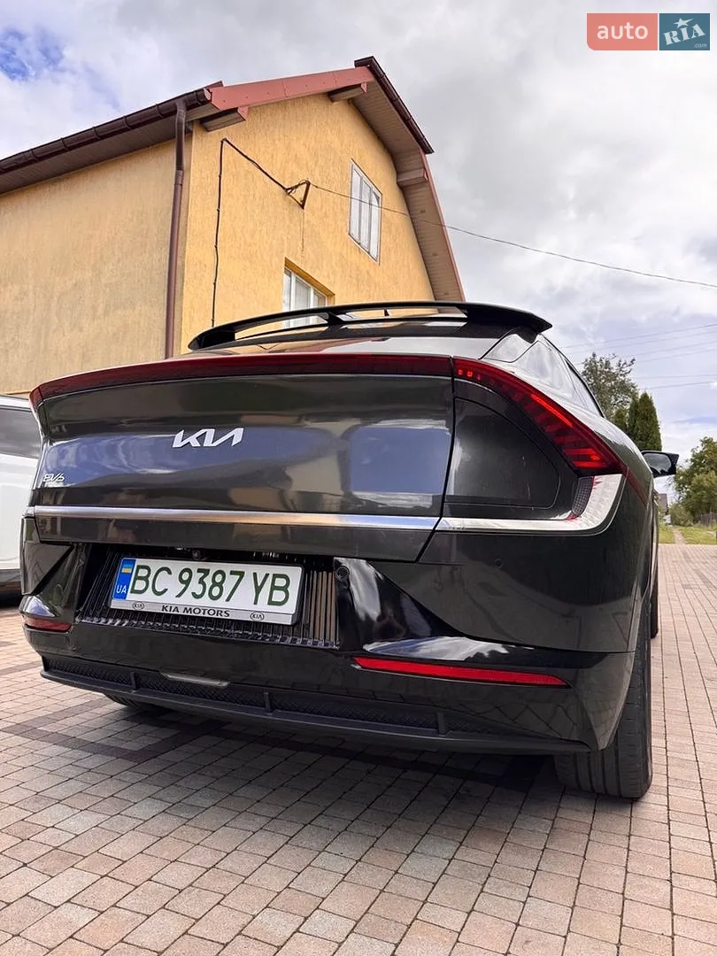 2022 Kia EV6 - мініатюра 9