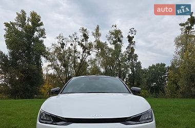 Позашляховик / Кросовер Kia EV6 2024 в Димері