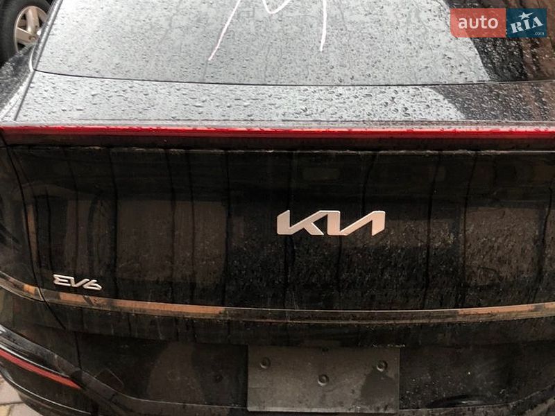 Внедорожник / Кроссовер Kia EV6 2022 в Ровно