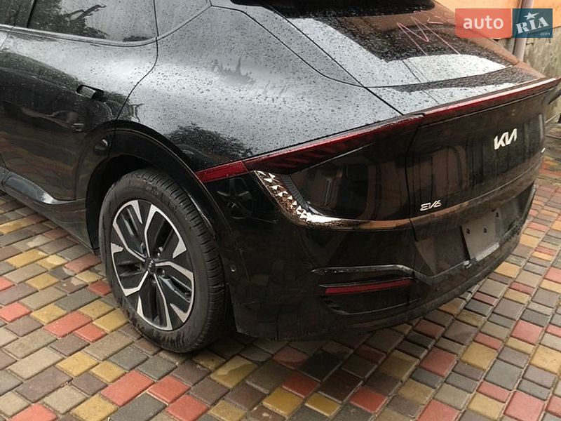 Внедорожник / Кроссовер Kia EV6 2022 в Ровно