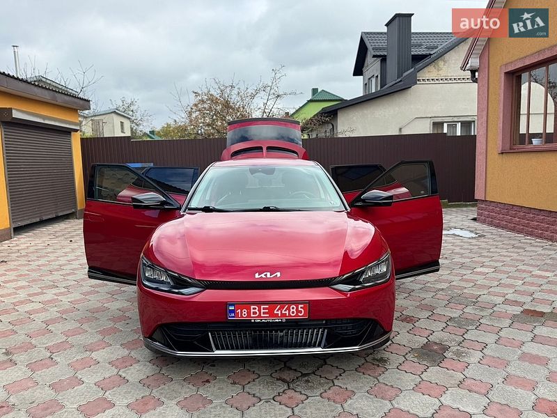 Внедорожник / Кроссовер Kia EV6 2023 в Ровно