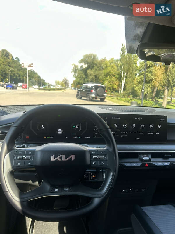 Внедорожник / Кроссовер Kia EV9 2024 в Киеве