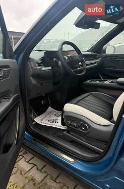 Внедорожник / Кроссовер Kia EV9 2024 в 