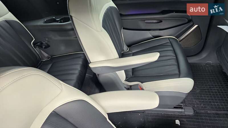 Внедорожник / Кроссовер Kia EV9 2023 в Кропивницком