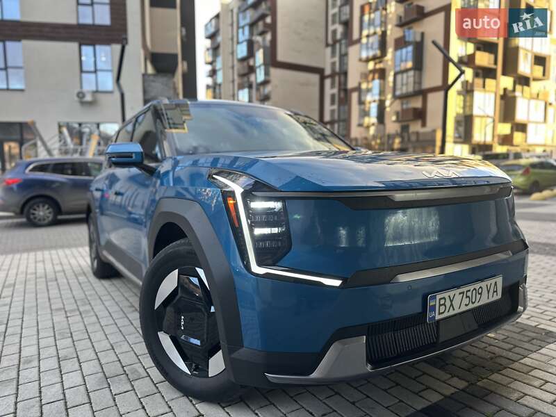 Внедорожник / Кроссовер Kia EV9 2023 в Хмельницком