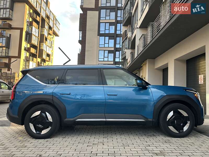 Внедорожник / Кроссовер Kia EV9 2023 в Хмельницком