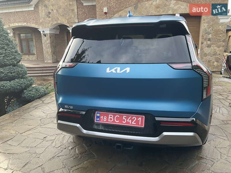 Позашляховик / Кросовер Kia EV9 2024 в Рівному