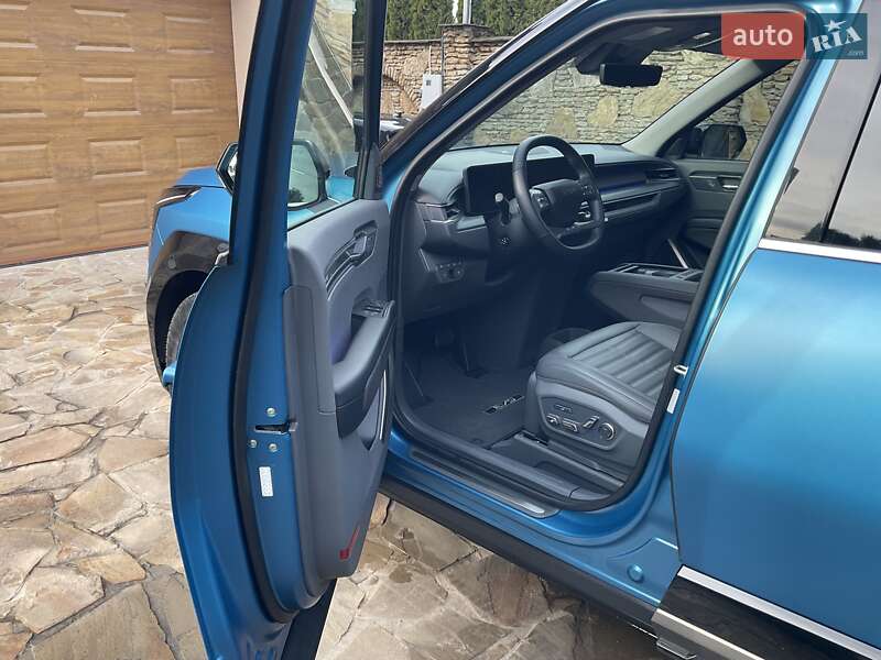 Позашляховик / Кросовер Kia EV9 2024 в Рівному