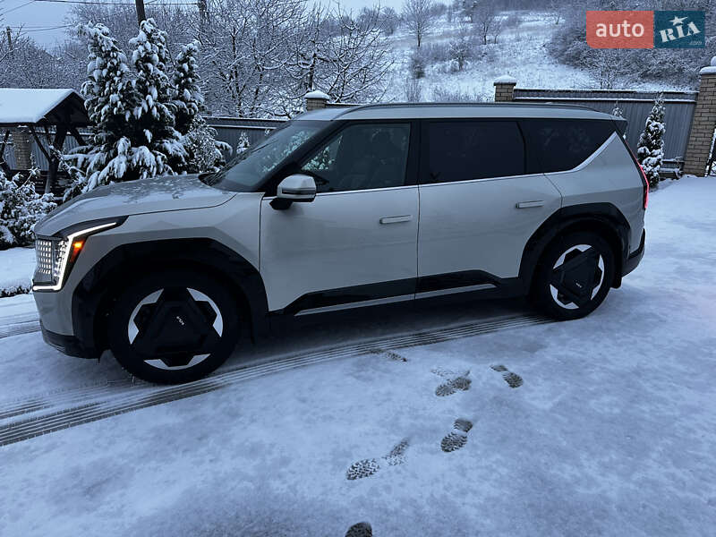 Позашляховик / Кросовер Kia EV9 2023 в Золочеві фото 10 Позашляховик / Кросовер Kia EV9 2023 в Золочеві