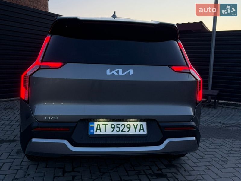 Позашляховик / Кросовер Kia EV9 2023 в Івано-Франківську