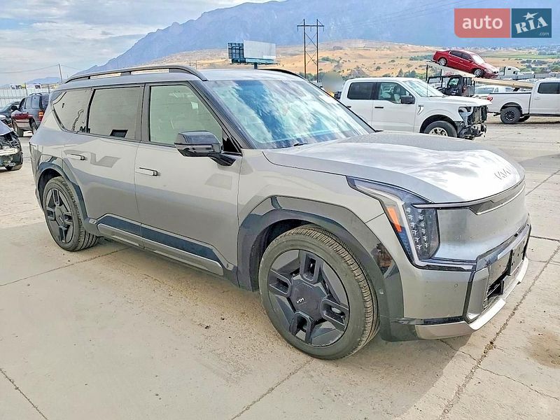 Внедорожник / Кроссовер Kia EV9 2024 в Киеве