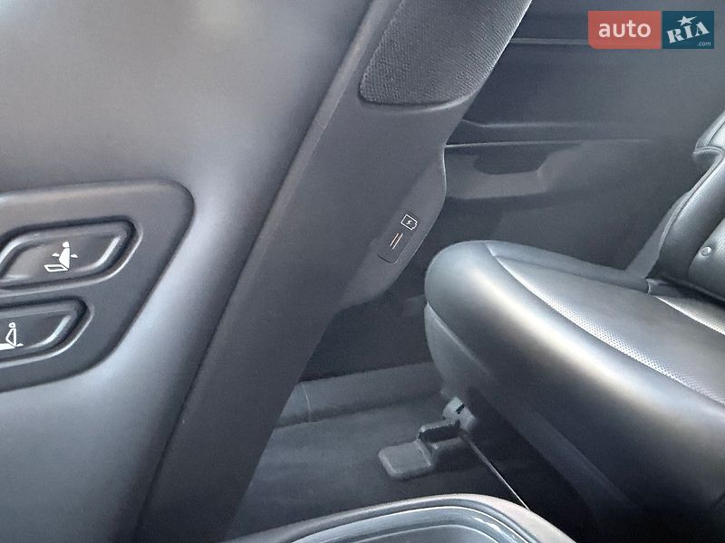 Внедорожник / Кроссовер Kia EV9 2024 в Дрогобыче