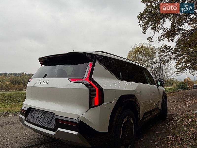 Позашляховик / Кросовер Kia EV9 2025 в Бориславі