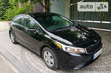 Седан Kia Forte 2016 в Киеве