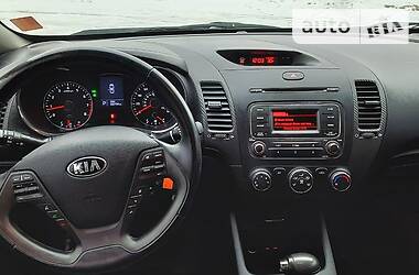 Седан Kia Forte 2014 в Кривом Роге