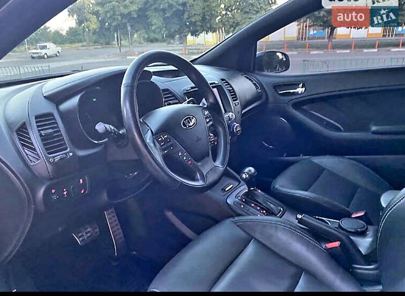 Седан Kia Forte 2016 в Николаеве
