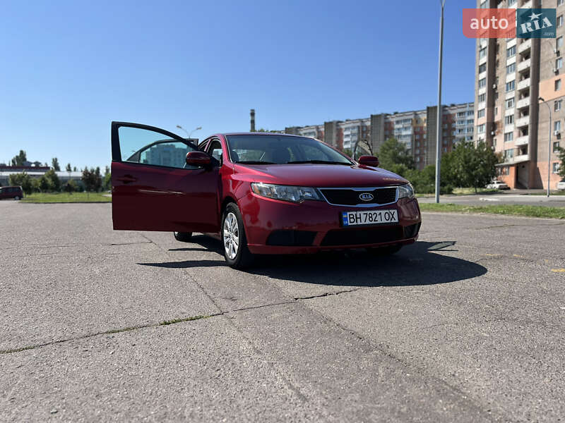 Седан Kia Forte 2010 в Черкассах