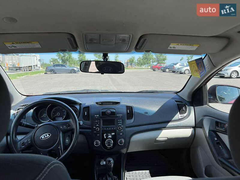 Седан Kia Forte 2010 в Черкассах