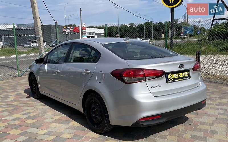 Седан Kia Forte 2017 в Стрые