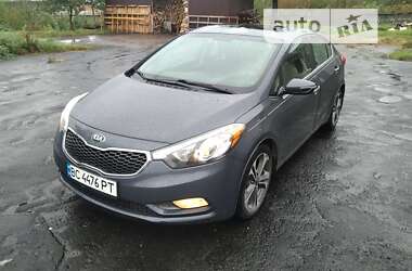 Седан Kia Forte 2014 в Львові