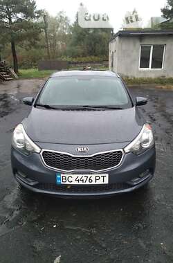 Седан Kia Forte 2014 в Львові