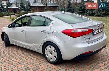 Седан Kia Forte 2015 в Киеве