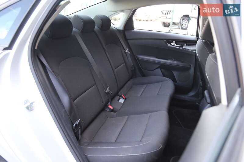 Седан Kia Forte 2019 в Киеве