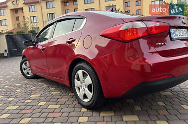 Седан Kia Forte 2013 в 