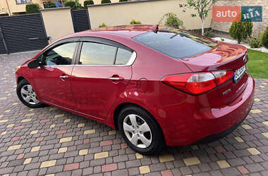 Седан Kia Forte 2013 в 