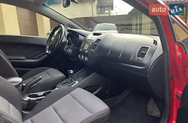 Седан Kia Forte 2013 в 