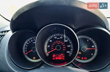 Седан Kia Forte 2012 в 