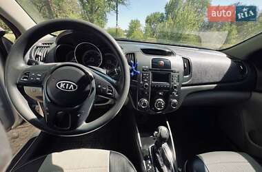 Седан Kia Forte 2012 в 