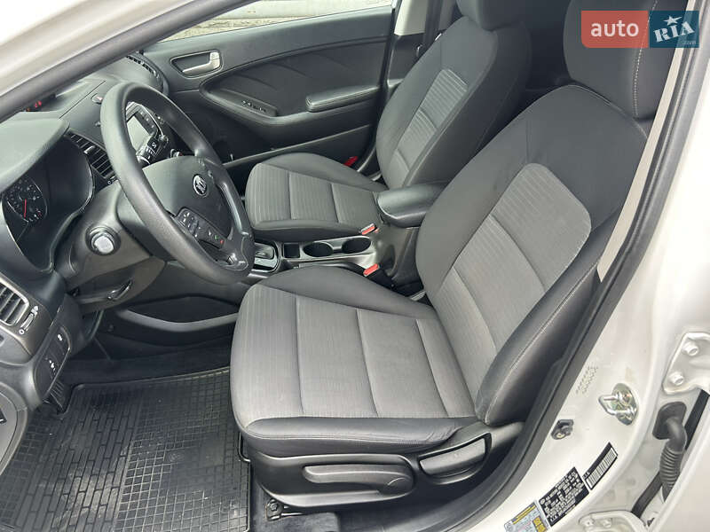 Седан Kia Forte 2016 в Броварах