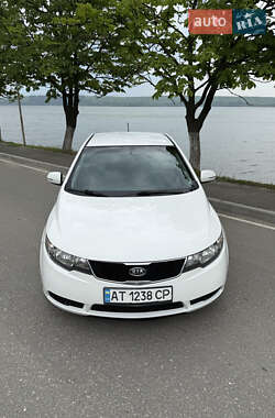 Седан Kia Forte 2013 в 