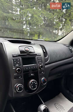 Седан Kia Forte 2013 в 