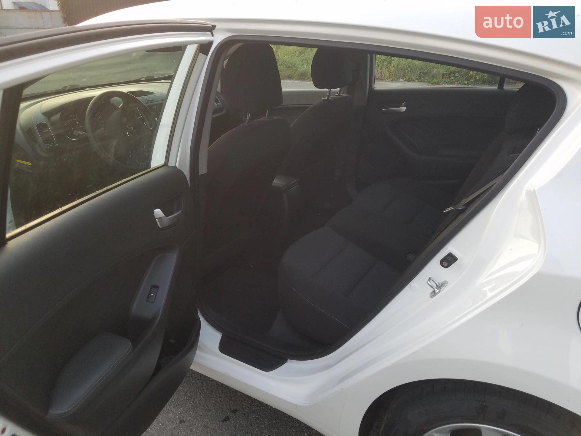 2016 Kia Forte - мініатюра 9
