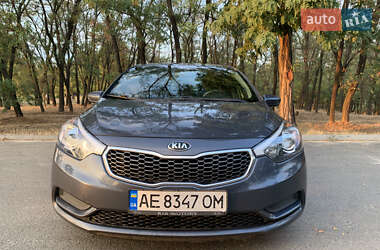 Седан Kia Forte 2015 в Кривому Розі