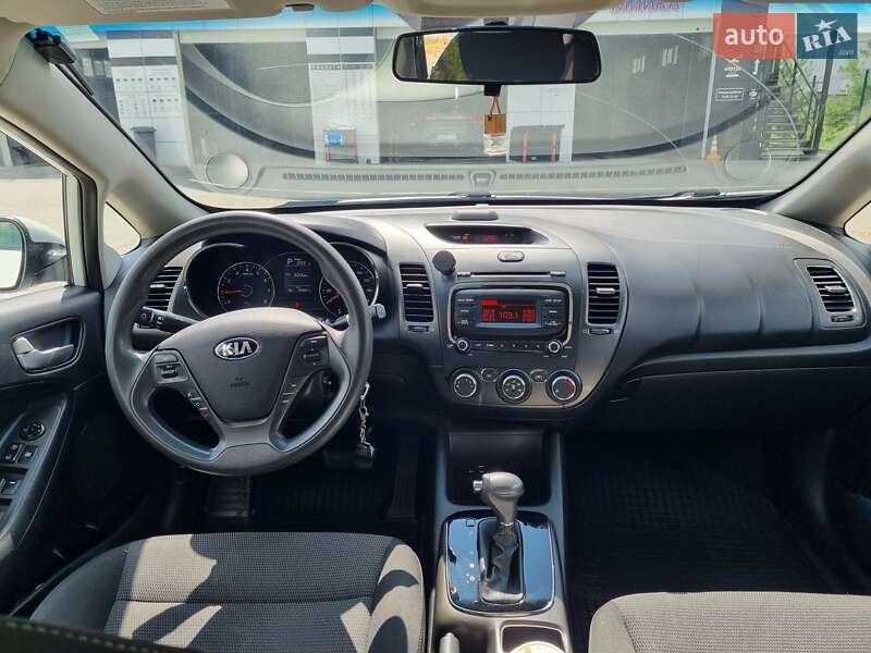 Седан Kia Forte 2016 в Дымере