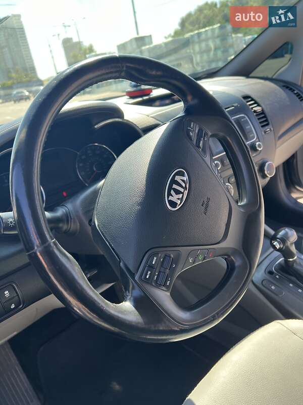Седан Kia Forte 2013 в Києві