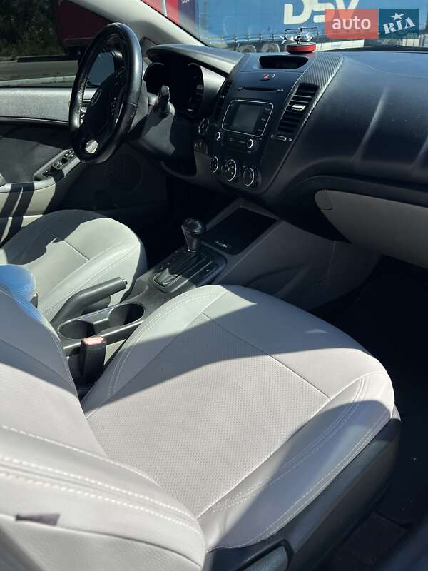 Седан Kia Forte 2013 в Києві