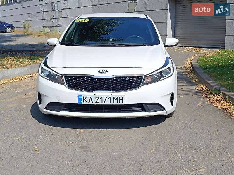 Седан Kia Forte 2016 в Киеве фото 22 Седан Kia Forte 2016 в Киеве