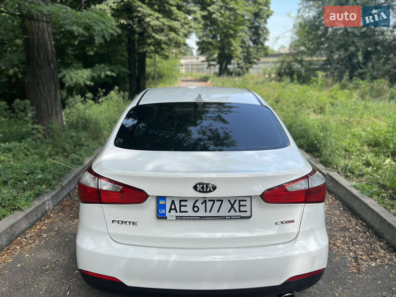 Седан Kia Forte 2015 в Першотравенске