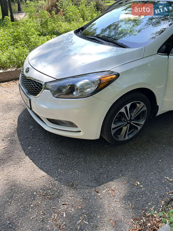 Седан Kia Forte 2015 в Першотравенске