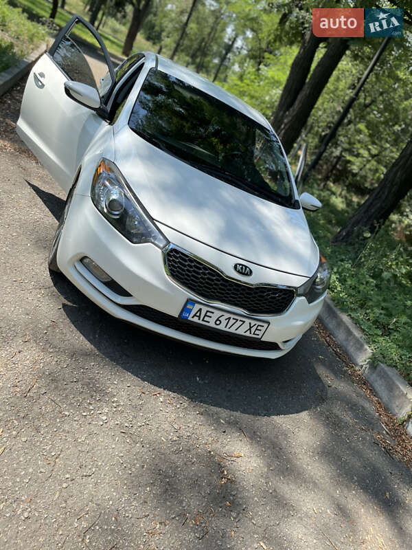 Седан Kia Forte 2015 в Першотравенске