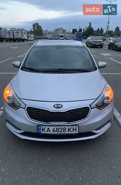 Седан Kia Forte 2015 в Киеве