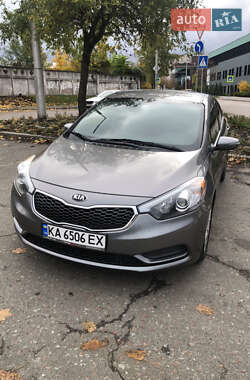 Седан Kia Forte 2015 в Киеве