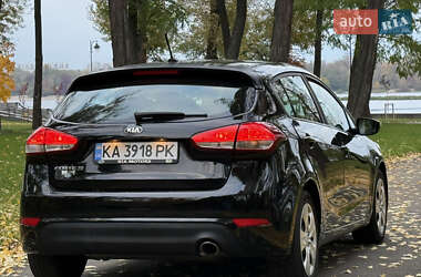 Хэтчбек Kia Forte 2016 в 