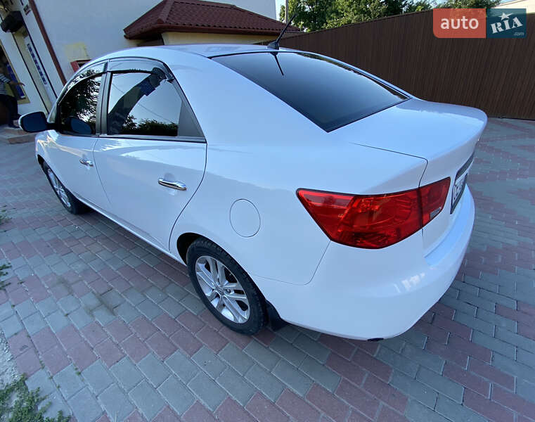 Седан Kia Forte 2012 в Чернівцях фото 5 Седан Kia Forte 2012 в Чернівцях