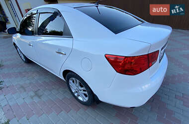 Седан Kia Forte 2012 в 