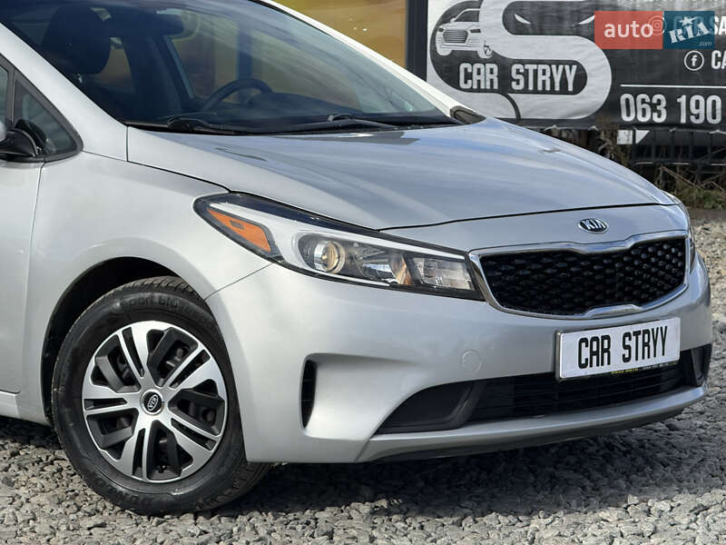Седан Kia Forte 2017 в Стрые